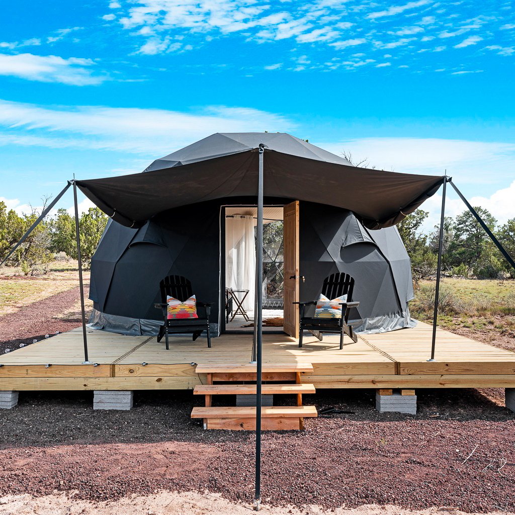 Arizona Luxury Expeditions — modular deck by Flatspot