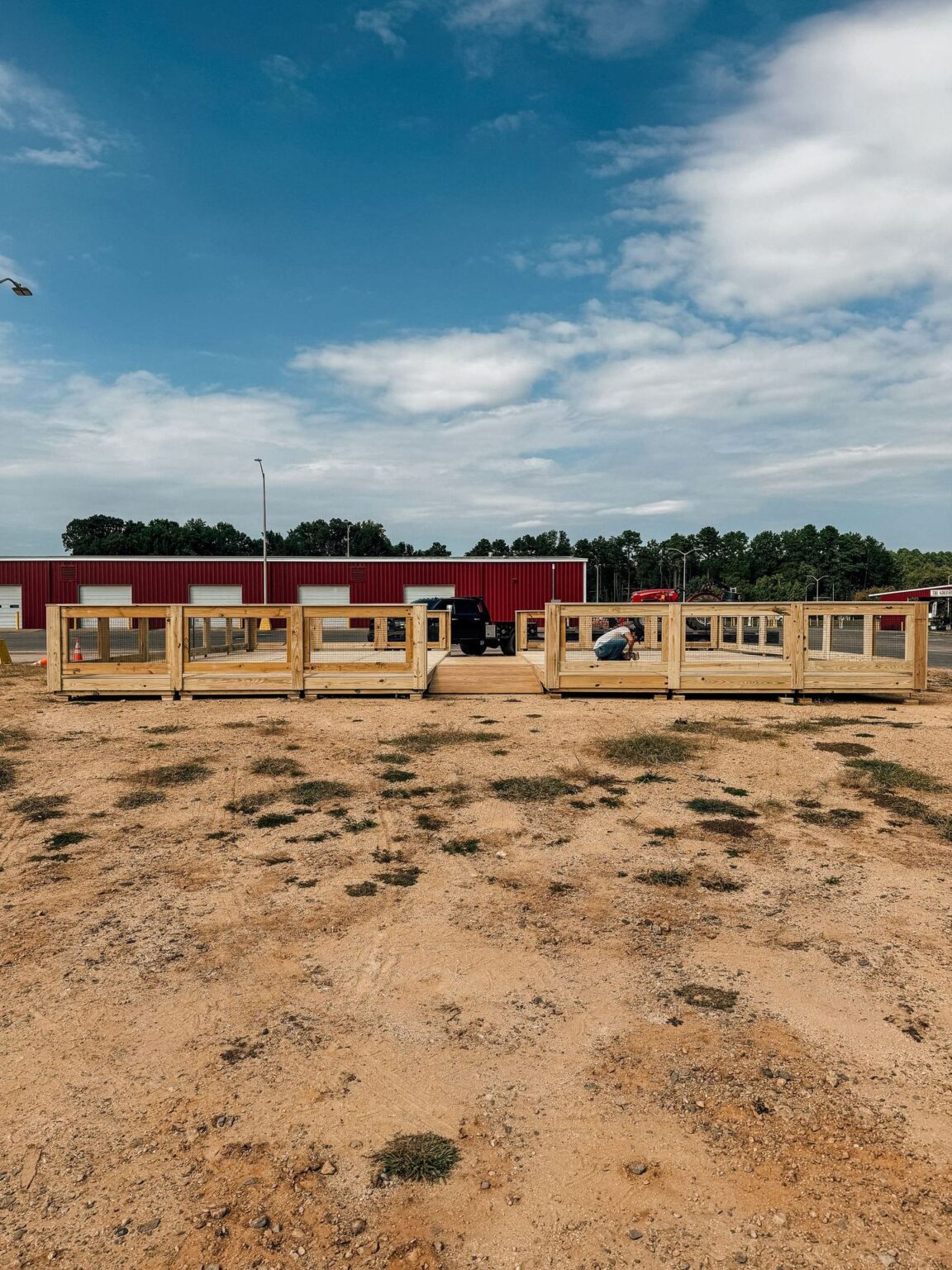 Charlotte Regional Farmers Market — modular deck by Flatspot
