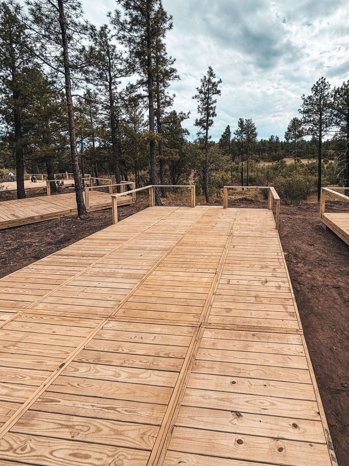 Manzano Mountain Retreat — modular deck by Flatspot