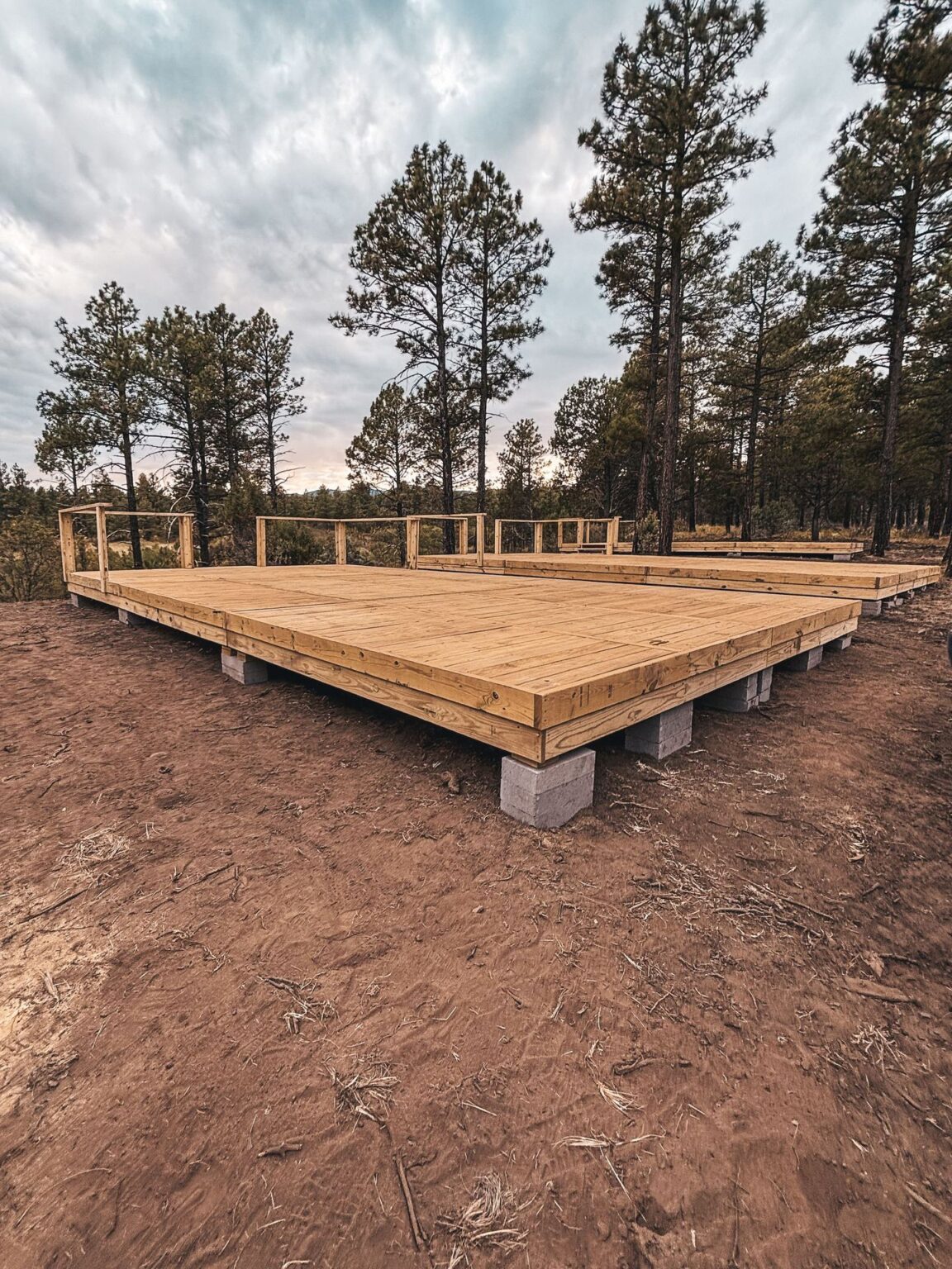 Manzano Mountain Retreat — modular deck by Flatspot