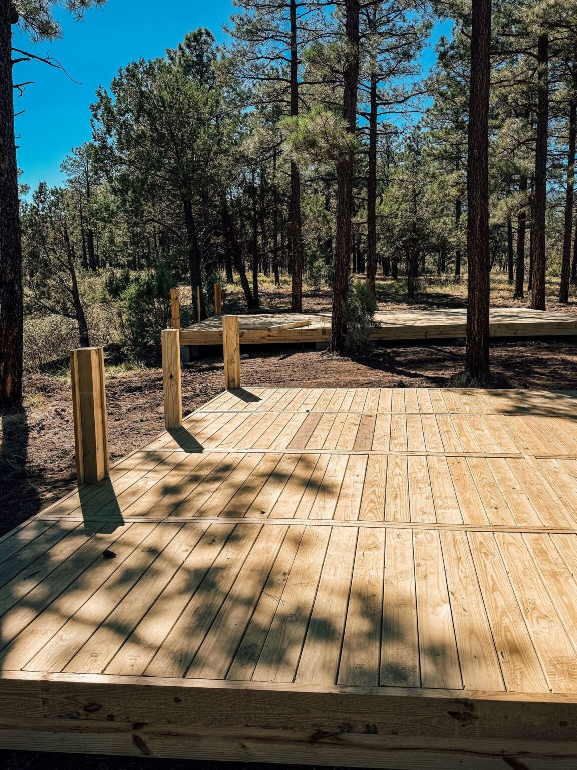 Manzano Mountain Retreat — modular deck by Flatspot