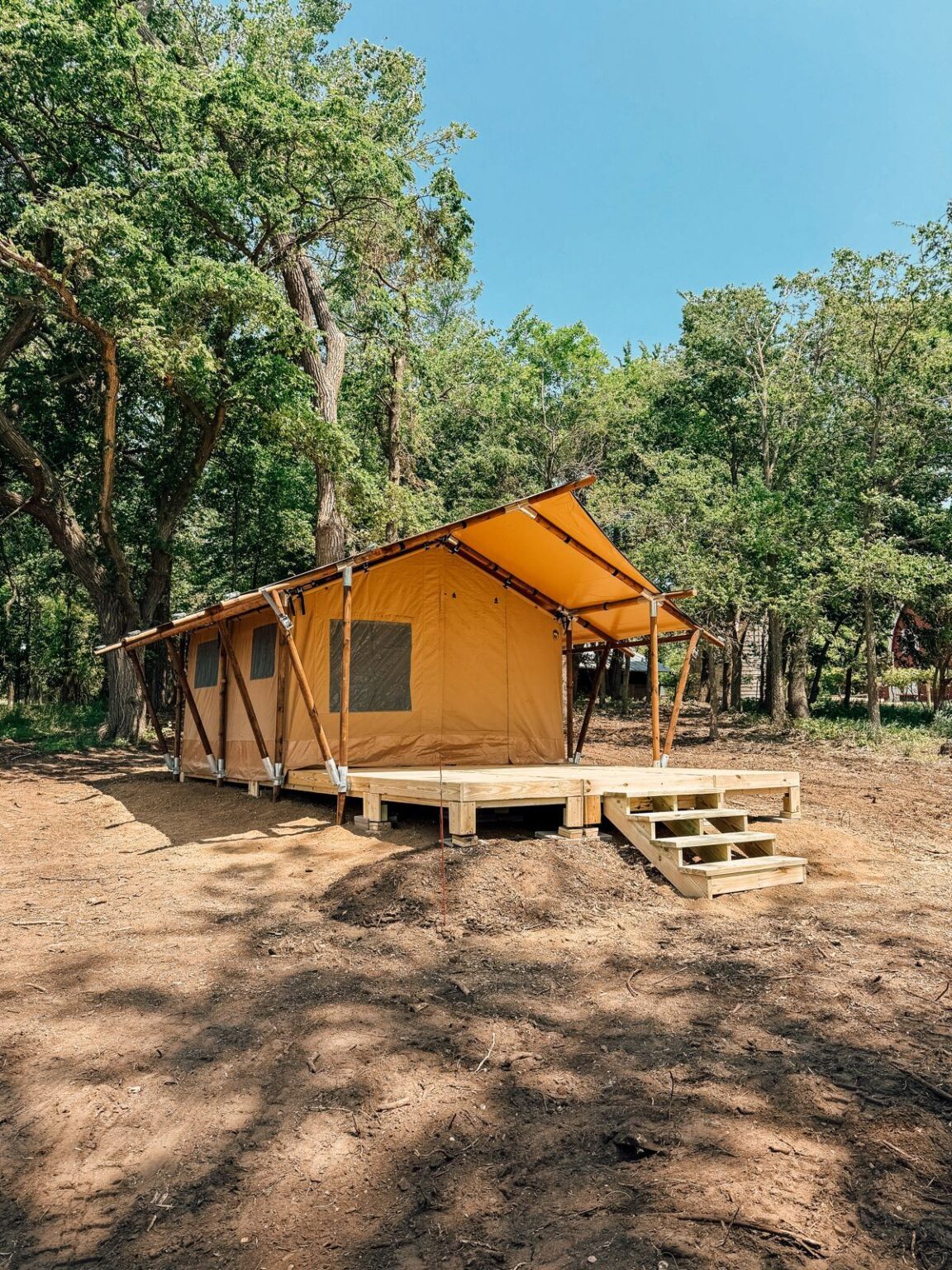 Painted Prairie Vinery — modular deck by Flatspot