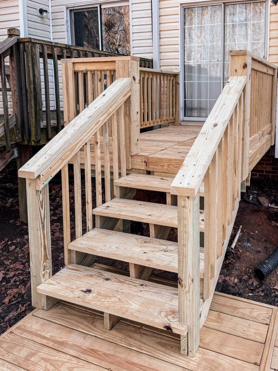 Private residence in Charlotte, NC — modular deck by Flatspot