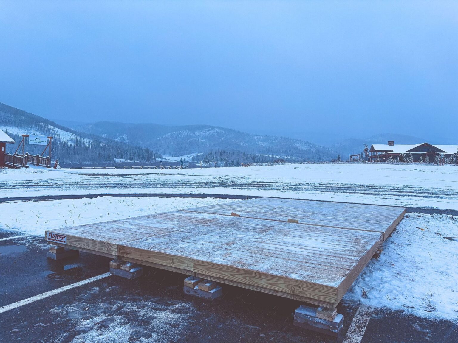 Snow Mountain Ranch — modular deck by Flatspot