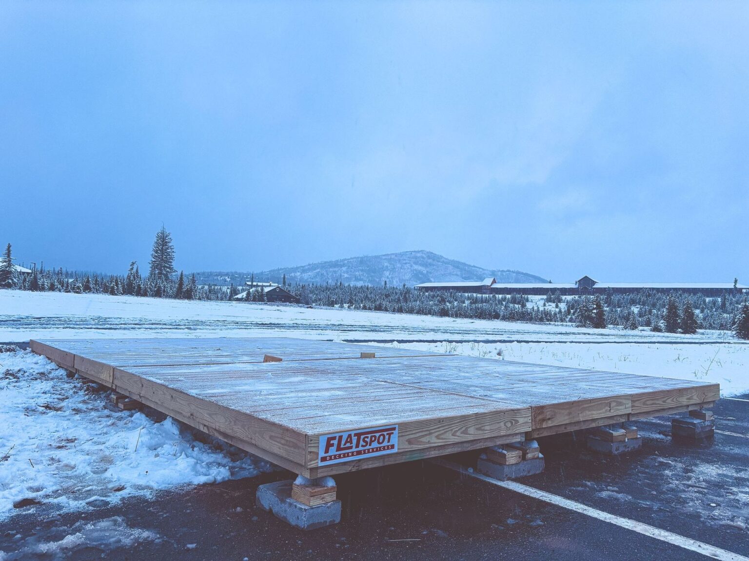 Snow Mountain Ranch — modular deck by Flatspot
