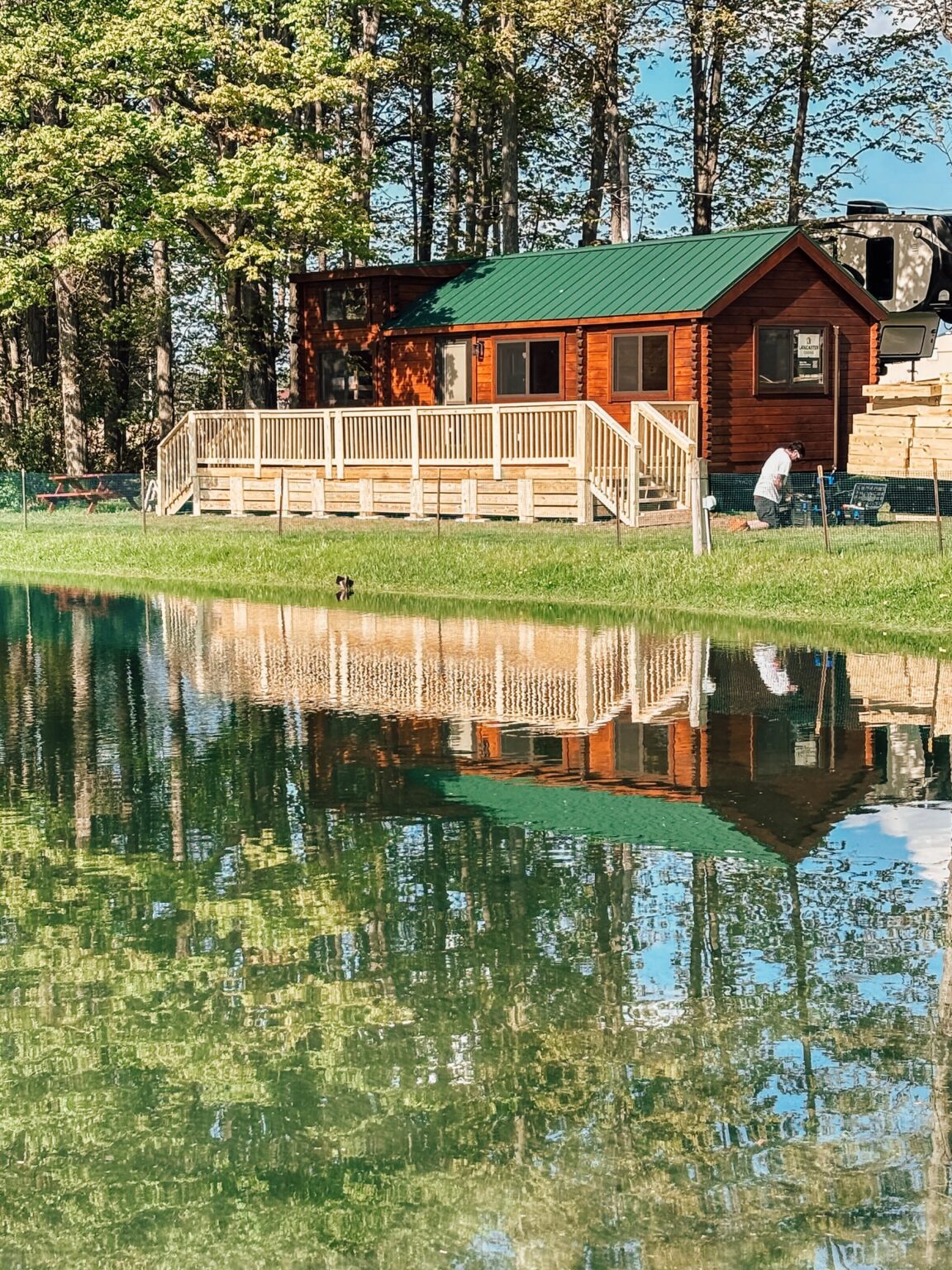 Woodstream Campsite — modular deck by Flatspot