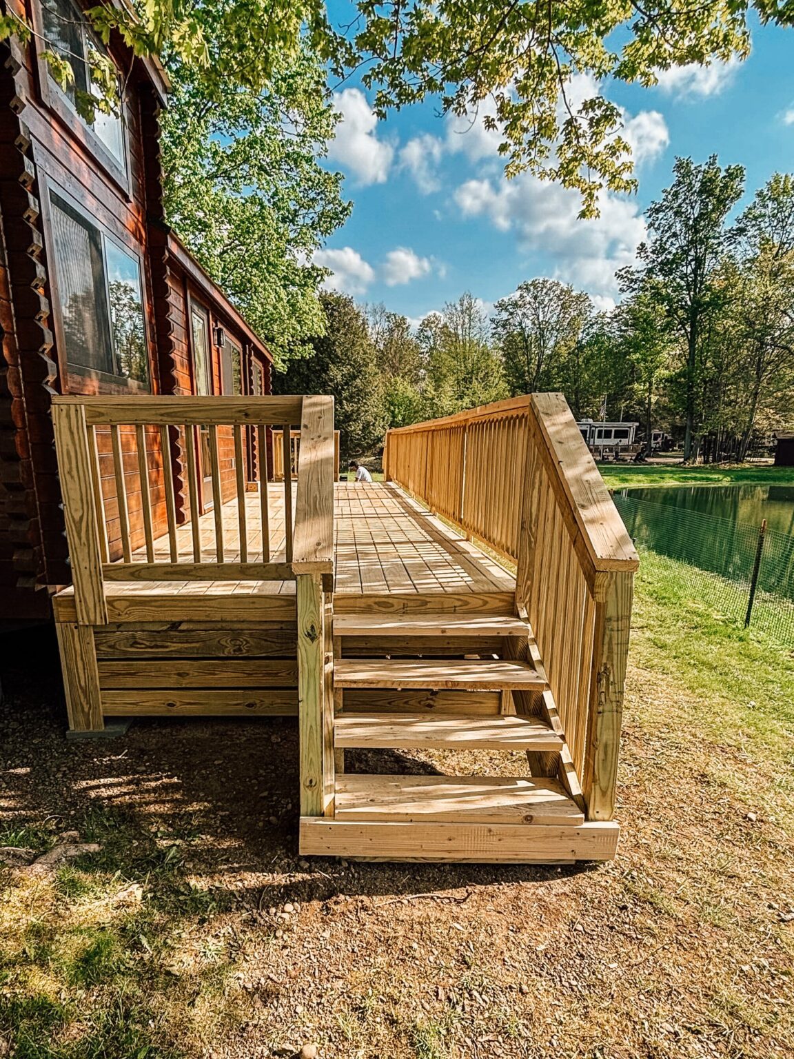 Woodstream Campsite — modular deck by Flatspot