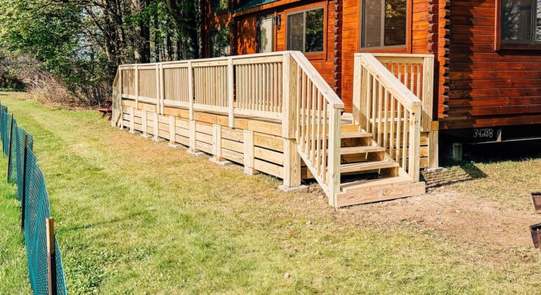 Woodstream Campsite — modular deck by Flatspot